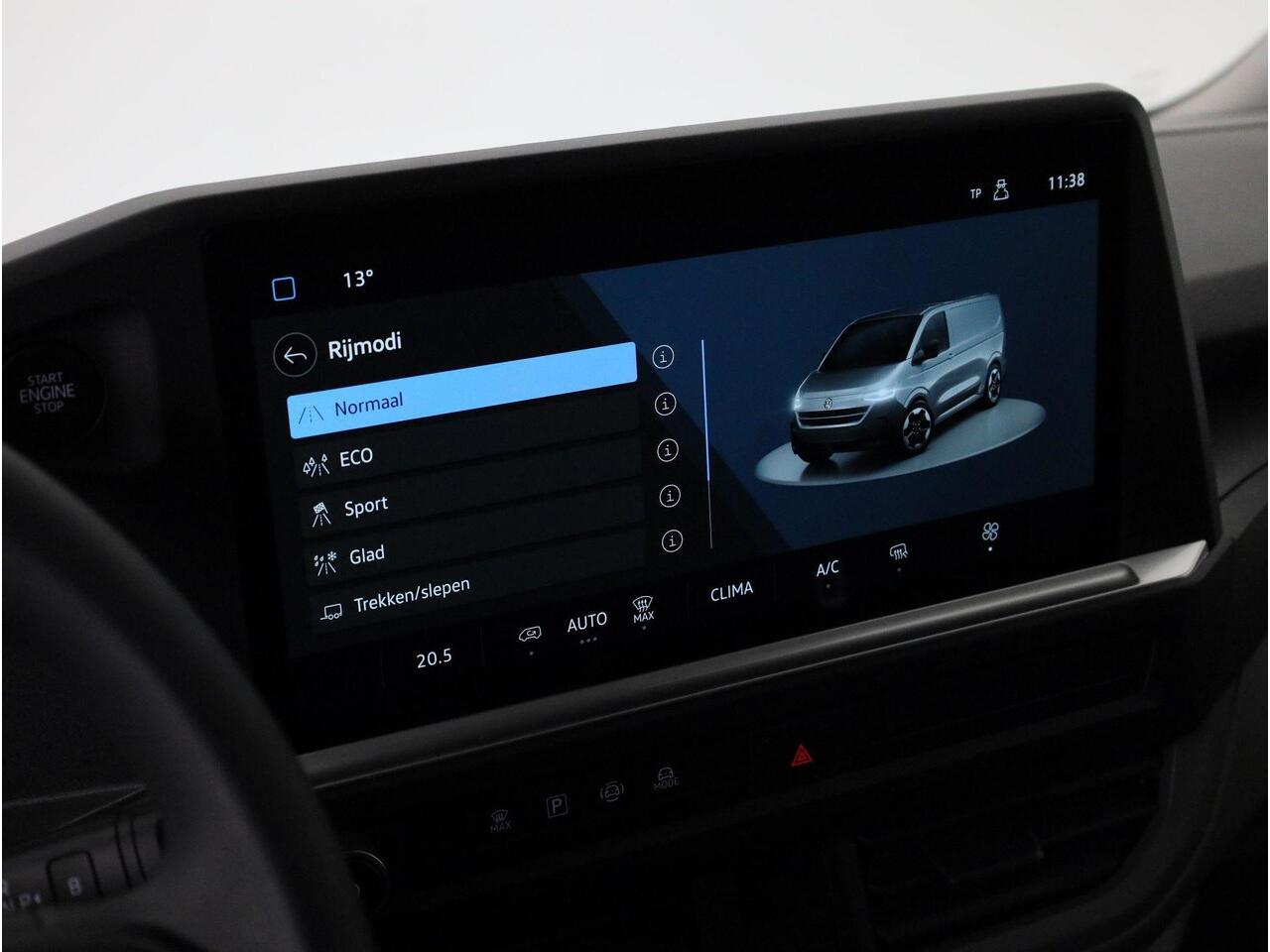 Volkswagen E-Transporter 160 kW / 218 pk L2 Achterdeuren zonder ruit | 3 neerklapbare dakdragers | Assistentiepakket plus | Alarm af fabriek | All-season banden | Trekhaak vast | Bijrijdersbank