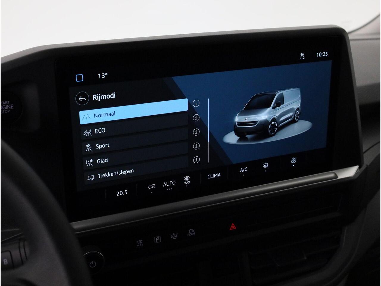 Volkswagen E-Transporter 160 kW / 218 pk L2 | Trekhaak | Navigatie | 2x Schuifdeur | Apple Carplay/Android Auto | Alarm | All season banden