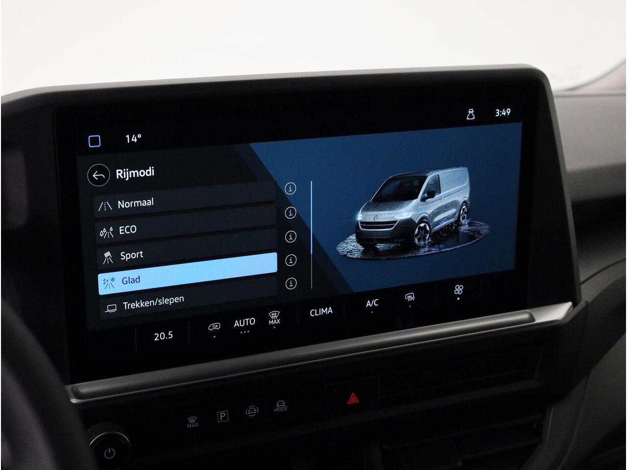 Volkswagen E-Transporter 100 kW /136 pk L1 | Trekhaak | Alarm | All season banden