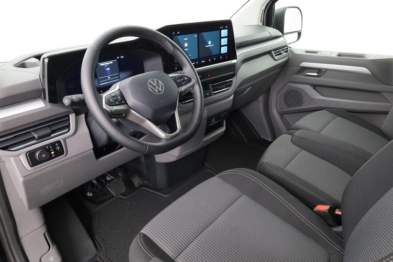Volkswagen E-Transporter Life Intro 160kW 218pk L2 | Warmtepomp | Achteruitrijcamera | Trekhaak | LED | Bijrijdersbank