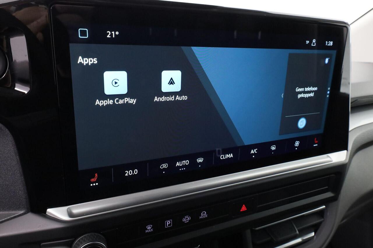 Volkswagen E-Transporter Life Intro 160kW 218pk L2 | Warmtepomp | Achteruitrijcamera | Trekhaak | LED | Bijrijdersbank