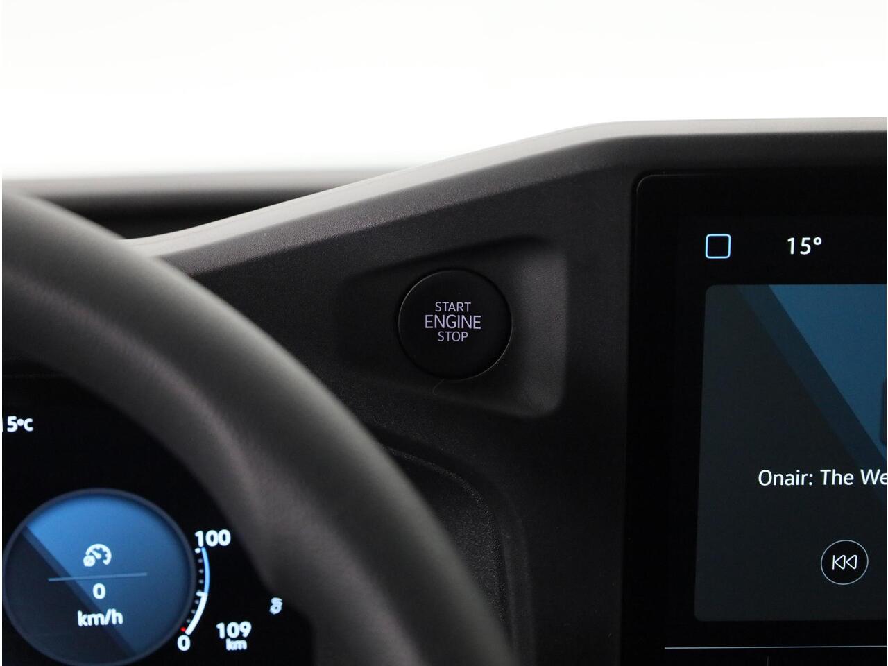 Volkswagen E-Transporter 160 kW / 218 pk L1 | Trekhaak | All season banden | Alarm