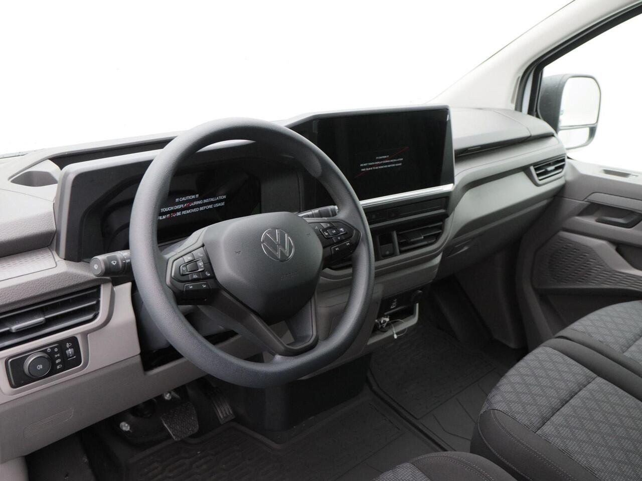 Volkswagen E-Transporter Bedrijfswagens Bestelwagen L2 218 pk | Achterdeuren | trekhaak | bijrijdersbank | 5 jaar gratis onderhoud | 8 jaar garantie op de accu |