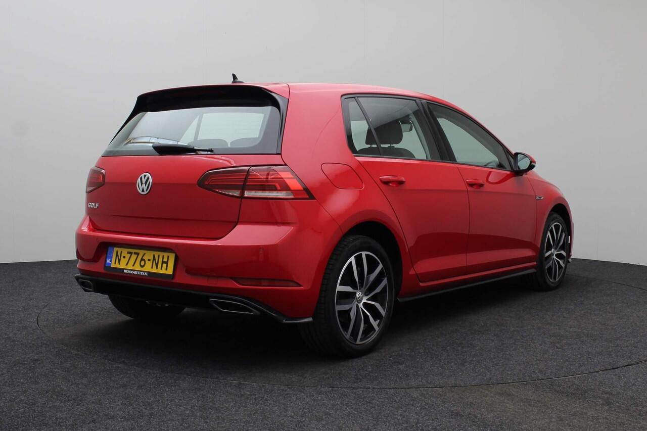 Volkswagen GOLF 1.0 TSI R-Line Comfortline DSG 2018 Navigatie | Bluetooth | Airco | Cruise control | PDC | Lichtmetaal | Nieuwe APK