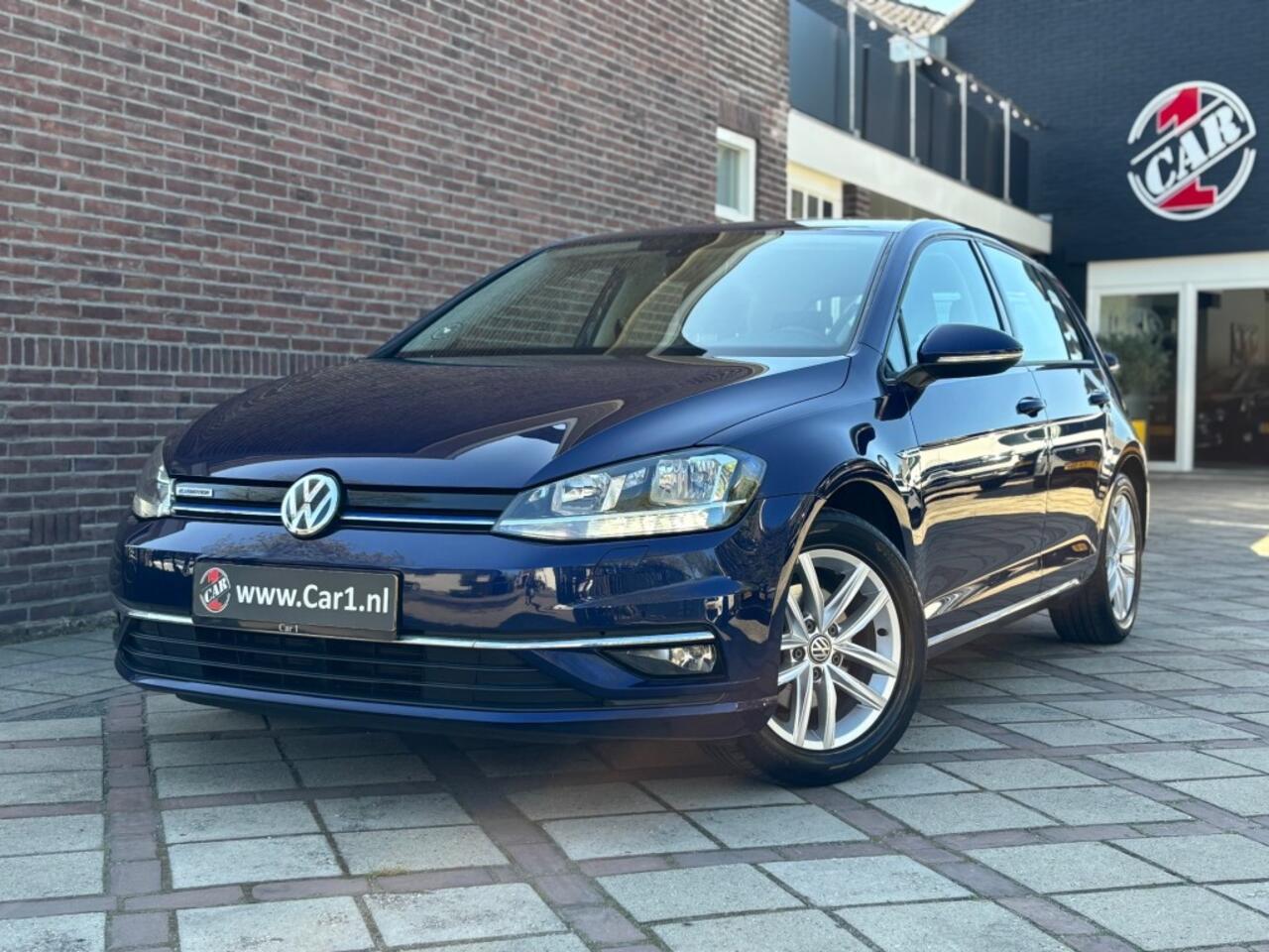 Volkswagen GOLF 1.5 TSI DSG 131pk PDC CRUISE TREKHAAK ACC