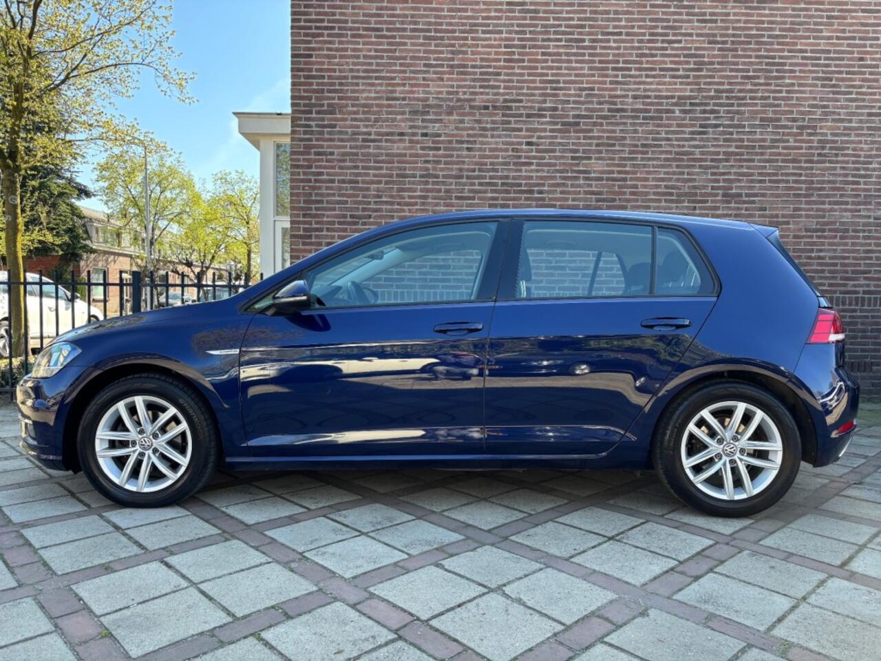 Volkswagen GOLF 1.5 TSI DSG 131pk PDC CRUISE TREKHAAK ACC