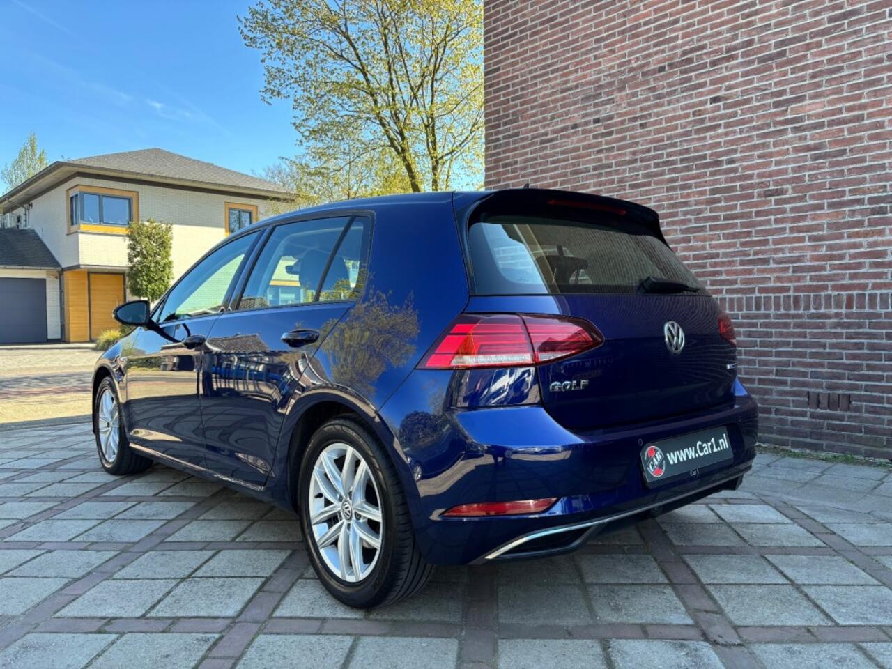 Volkswagen GOLF 1.5 TSI DSG 131pk PDC CRUISE TREKHAAK ACC