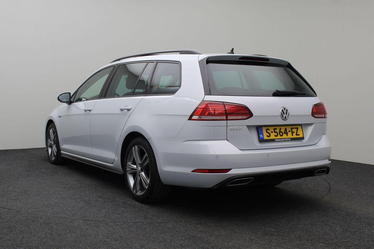 Volkswagen GOLF Variant 1.5 TSI Highline Business R-Line 2018 Panoramadak | Carplay | Virtual dashboard | DSG | Navigatie | Xenon LED | Massagestoel | Alcantara | Bluetooth | PDC | Stoelverwarming | Dealeronderhouden