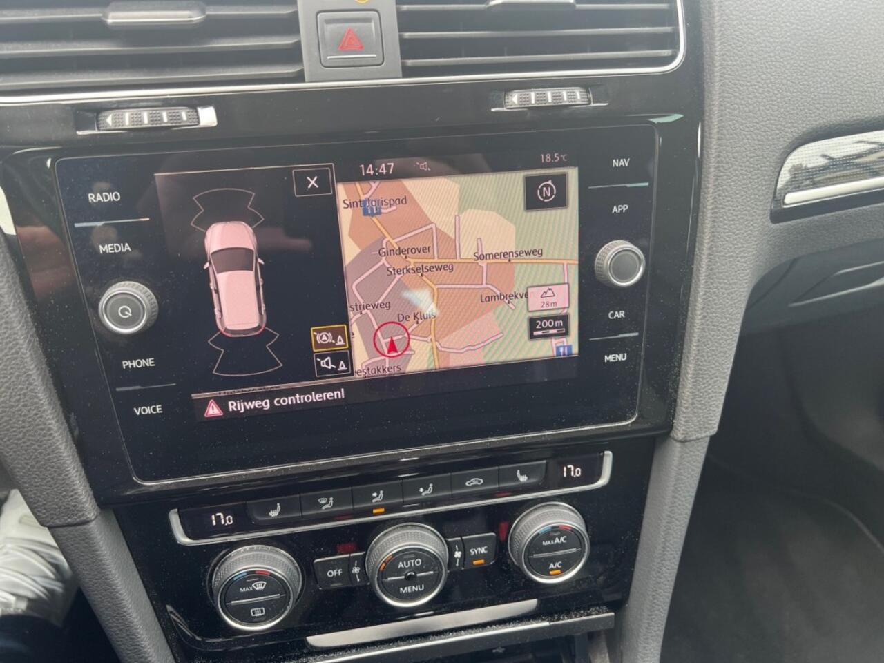 Volkswagen GOLF 1.4 TSI HL BNS R NAVI PDC V+A XENON LED