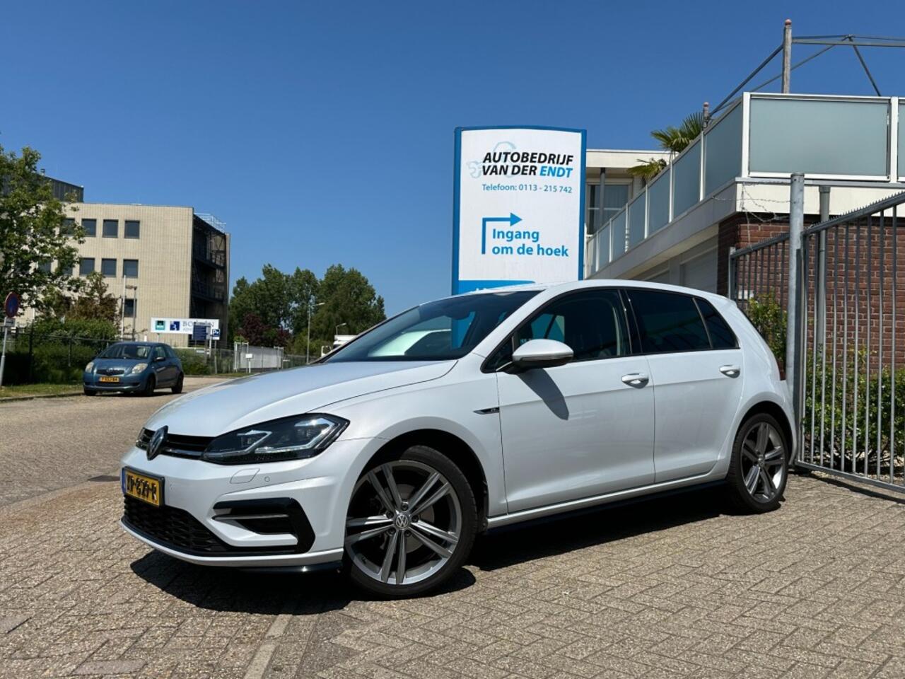 Volkswagen GOLF 1.5 TSI Highline Business R DSG 18'' Velgen LED PDC
