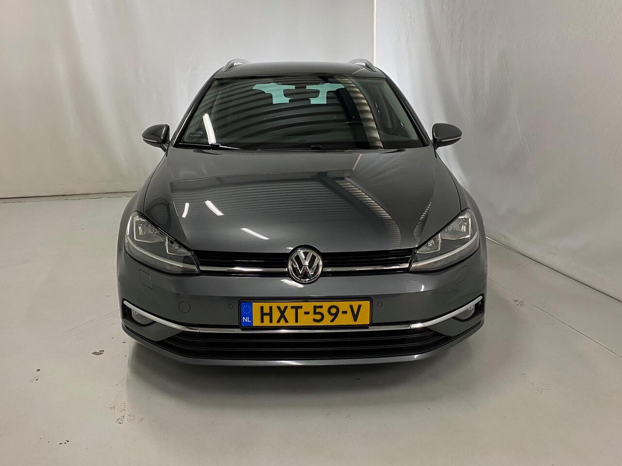 Volkswagen GOLF Variant 1.5 TSI Highline Navigatie Trekhaak Camera App-connect Privacyglas 17inchLM