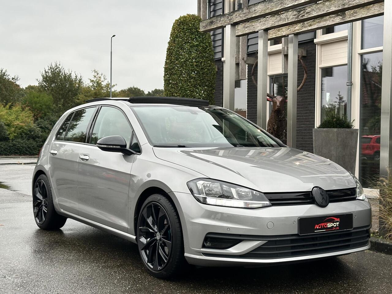 Volkswagen GOLF 1.5 TSI Comfortline Business