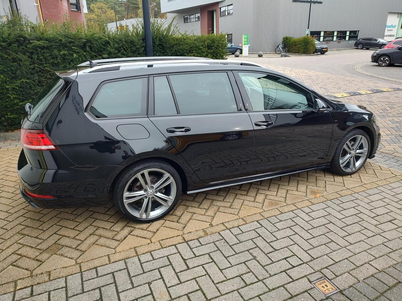 Volkswagen GOLF Variant 1.5 TSI Highline R-Line Led Navigatie Virtual-Cockpit Orginele Auto