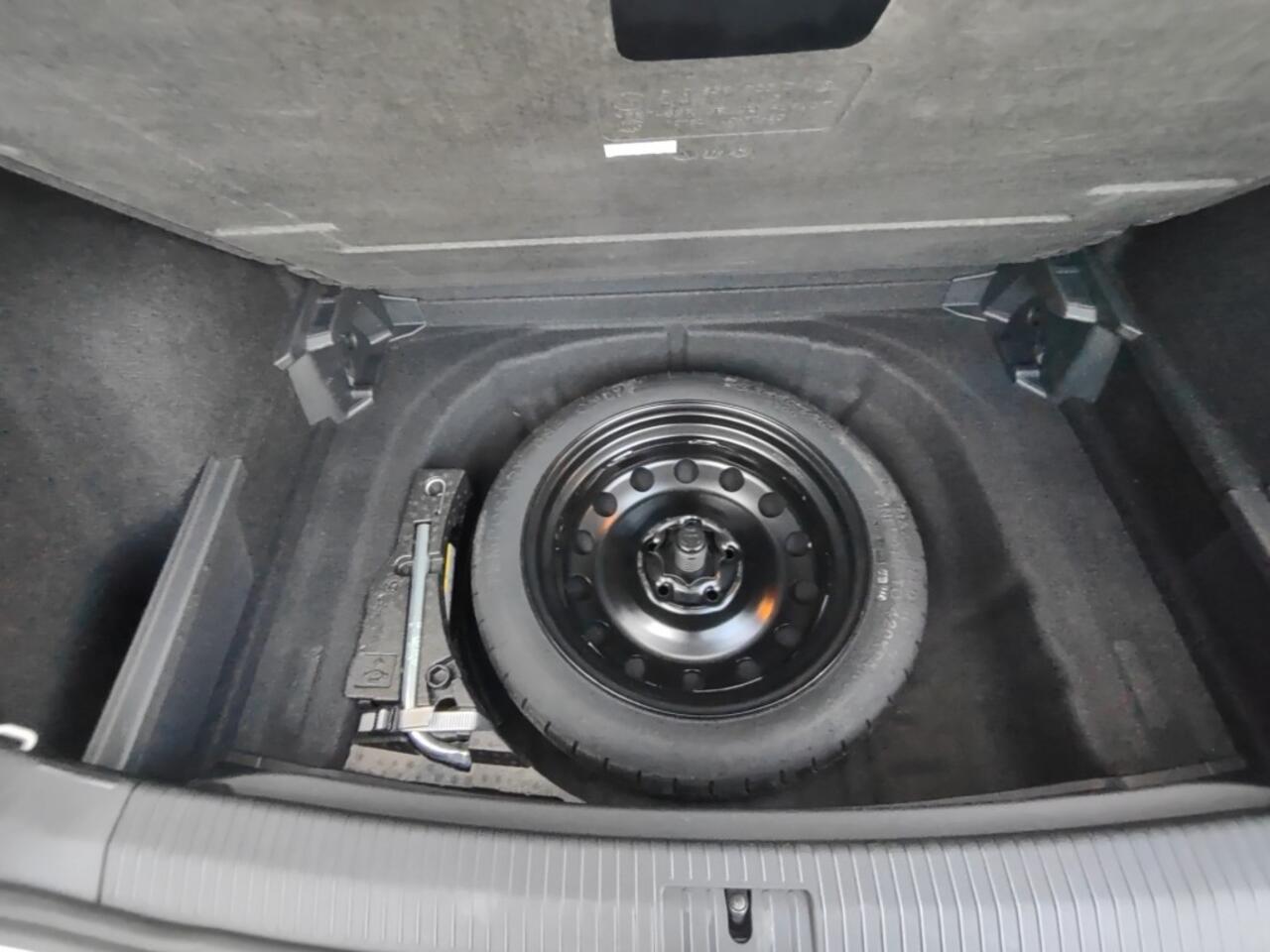 Volkswagen GOLF SPORTSVAN 1.5 TSI 150pk HIGHLINE