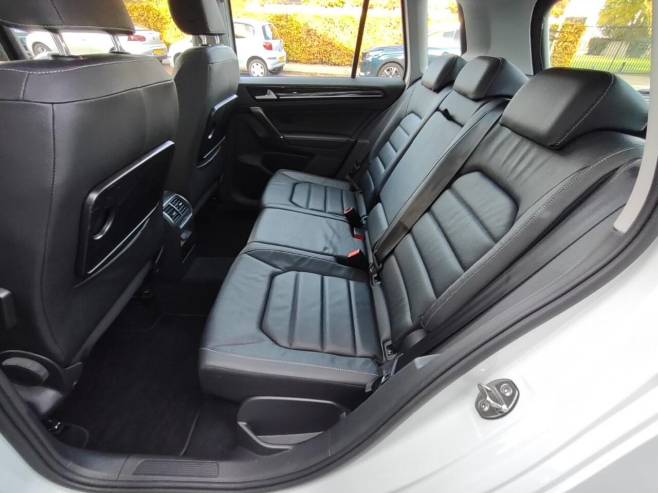 Volkswagen GOLF SPORTSVAN 1.5 TSI 150pk HIGHLINE