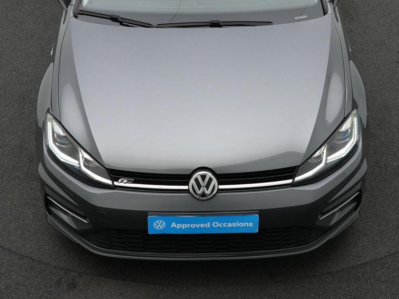 Volkswagen GOLF 1.5 TSI 150 pk DSG Highline Business R / R-Line | Navigatie | Stoelverwarming | Adaptive Cruise | Parkeersensoren voor/achter