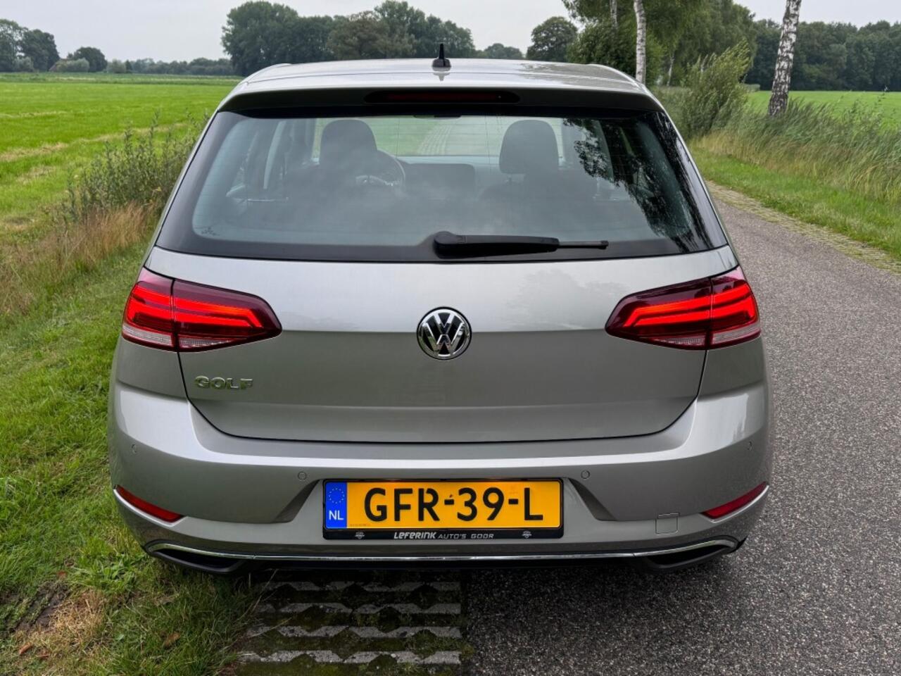 Volkswagen GOLF 1.0 TSI / COMFORTLINE / DAB / 18 INCH / CAMERA / 2019 / BTW