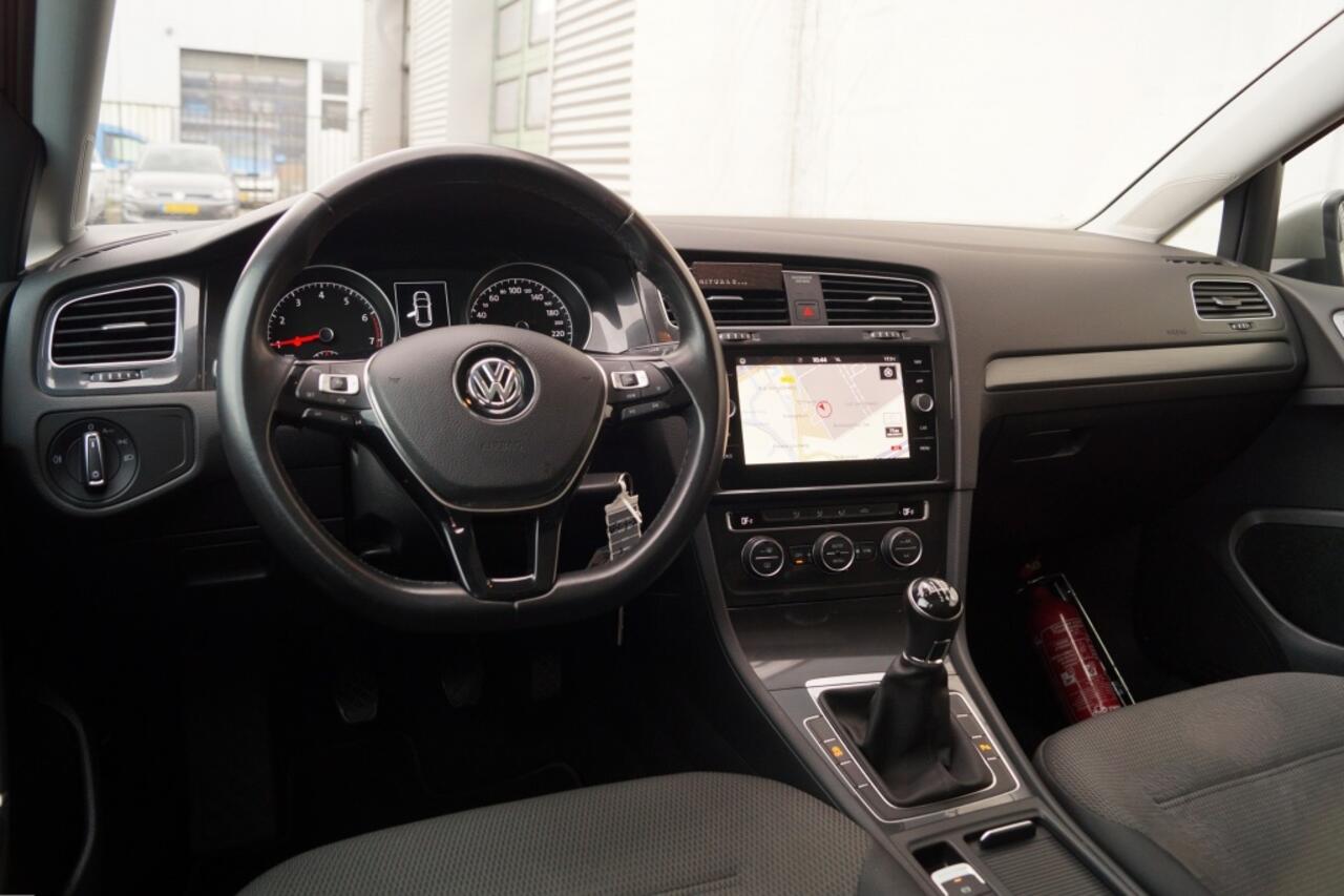 Volkswagen GOLF 1.0 TSI 115pk Comfortline Edition -PANO-NAVI-ECC-PDC-DAB-