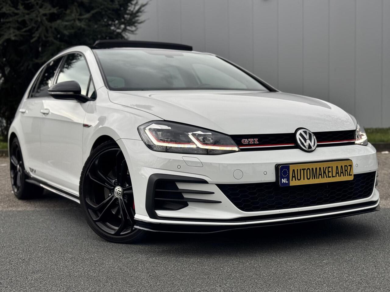 Volkswagen GOLF 2.0 TSI GTI TCR |PANO VIRTUAL CAM CARPLAY