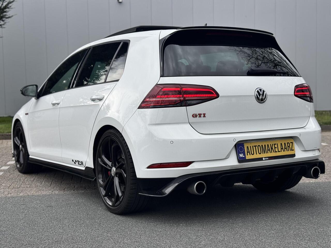 Volkswagen GOLF 2.0 TSI GTI TCR |PANO VIRTUAL CAM CARPLAY