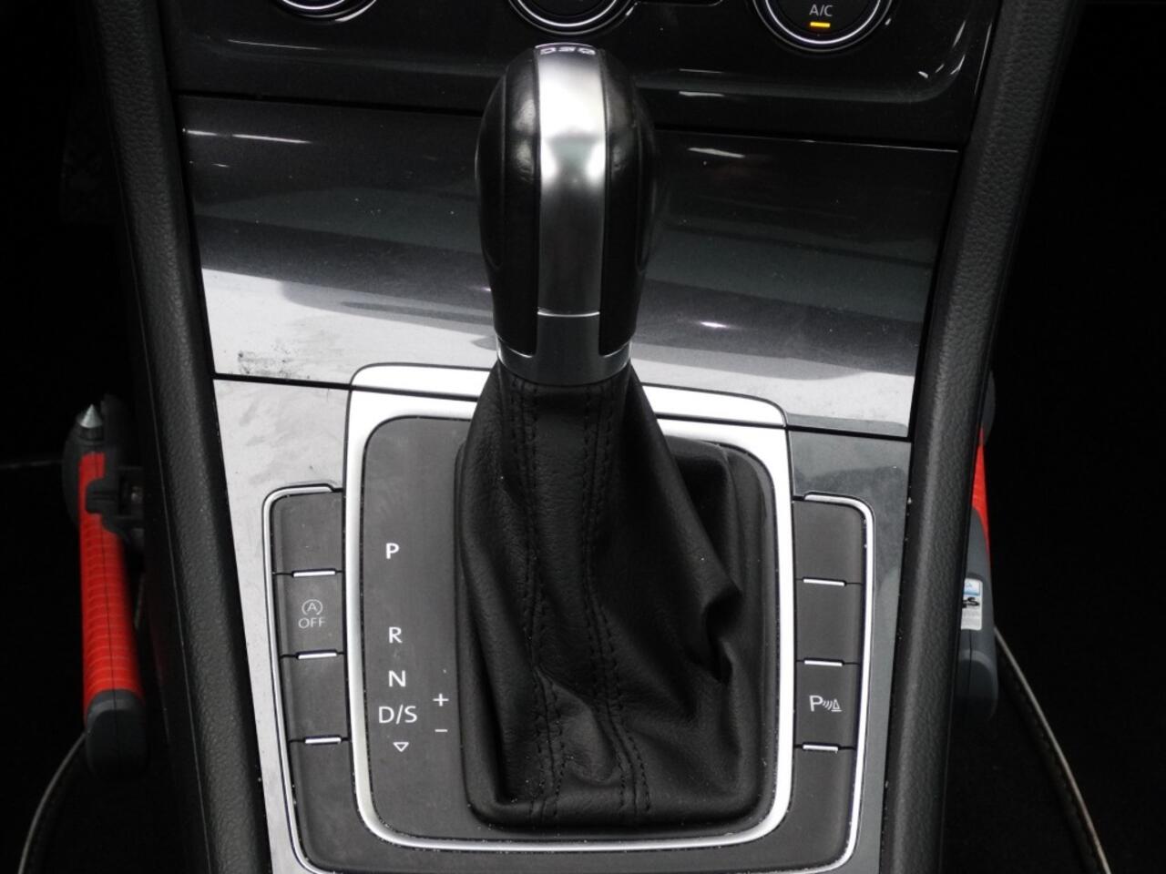 Volkswagen GOLF 1.6 TDI CL BNS