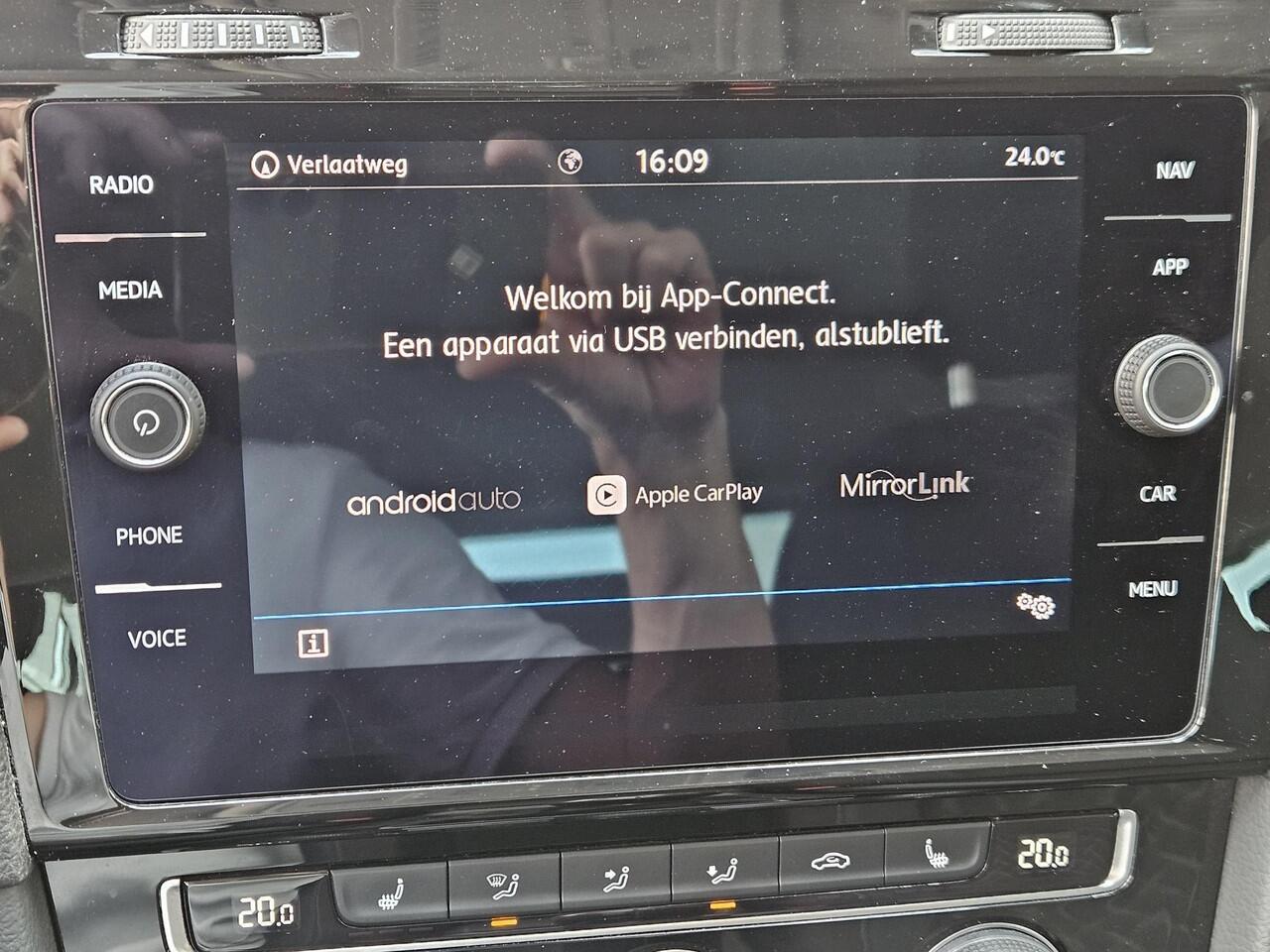 Volkswagen GOLF 1.0 TSI 116pk Comfortline Business Carplay