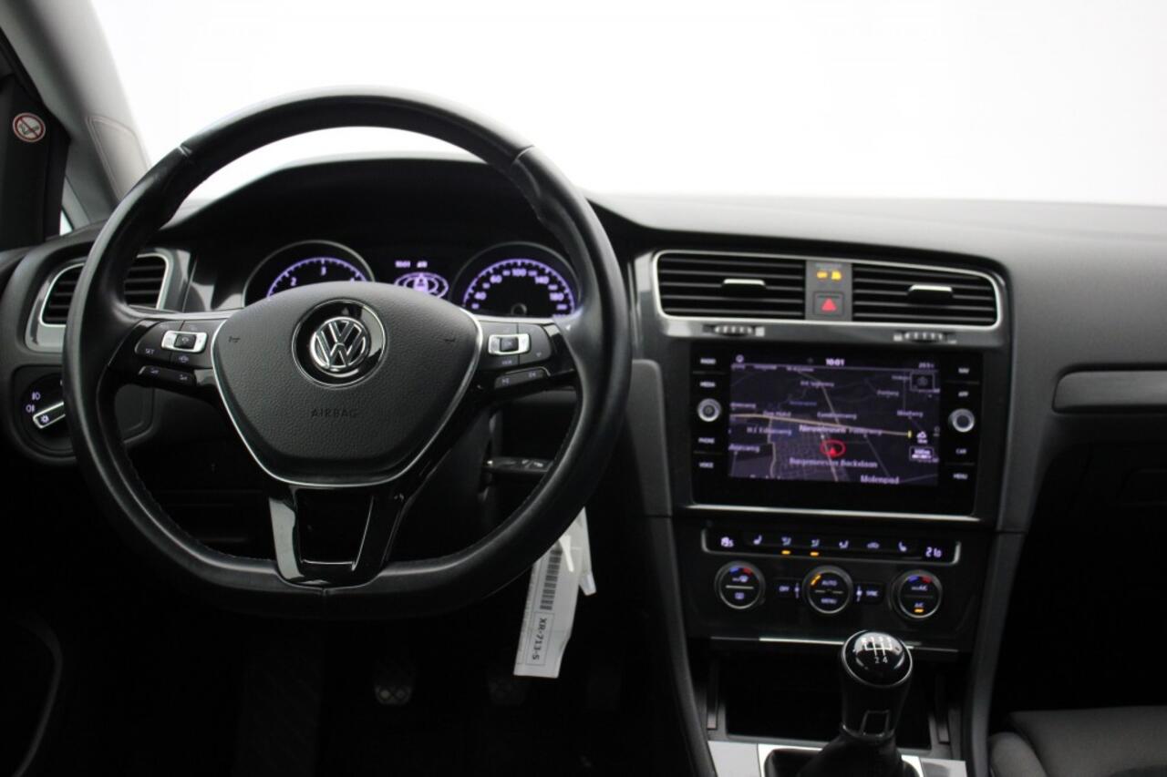 Volkswagen GOLF Variant 1.6 TDI Comfortline Business - Carplay, Massage, Stoelverw.