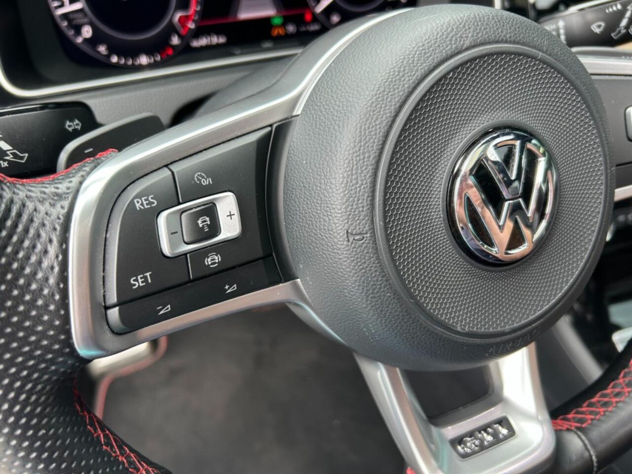 Volkswagen GOLF GTI TCR 290pk Virtual, CarPlay, Pano, DynAudio, VOLL