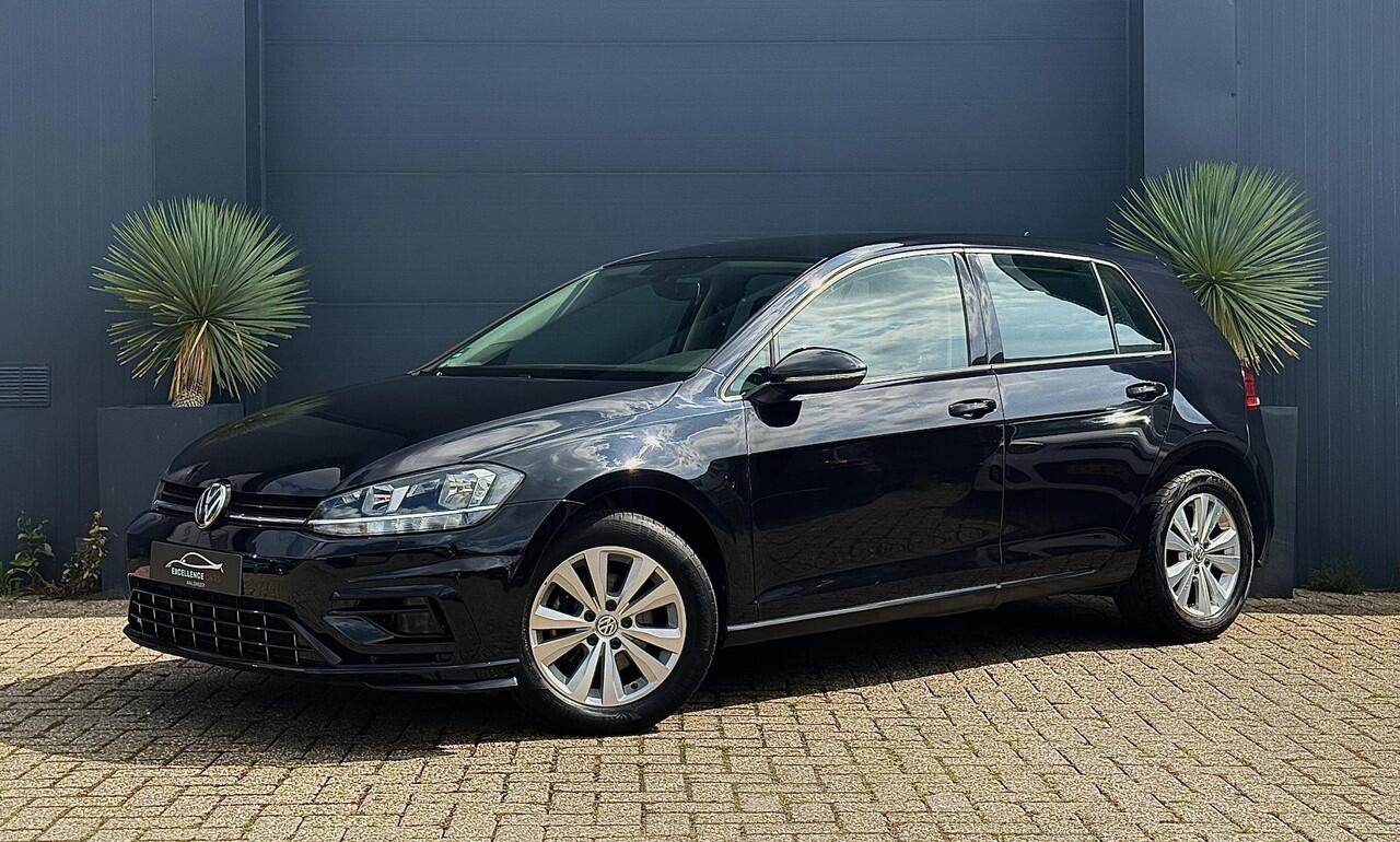 Volkswagen GOLF 1.5 TSI Highline