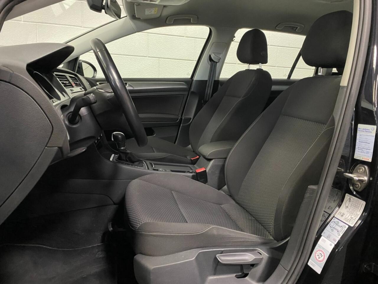 Volkswagen GOLF 1.0 TSI Comfortline, Navi, PDC, AUT