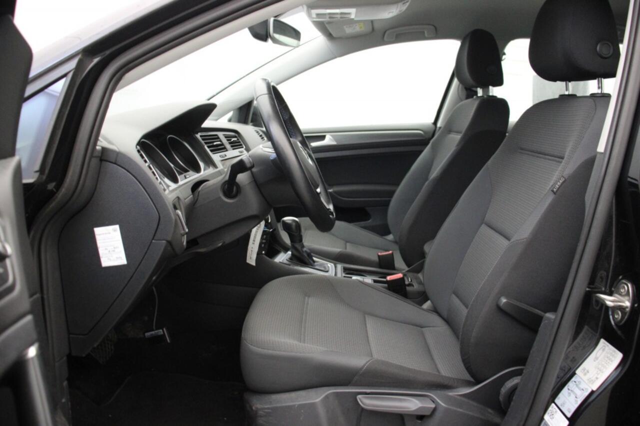 Volkswagen GOLF Electric - Navi, Camera, Cruise, Clima