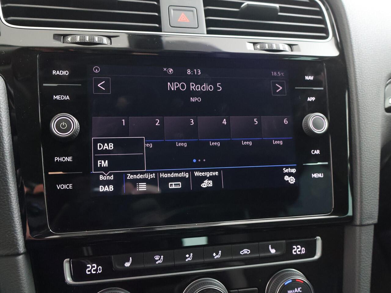 Volkswagen GOLF Variant 1.0 TSI Highline | 115 PK | Adaptive cruise control | LED verlichting | Verwarmde voorstoelen |