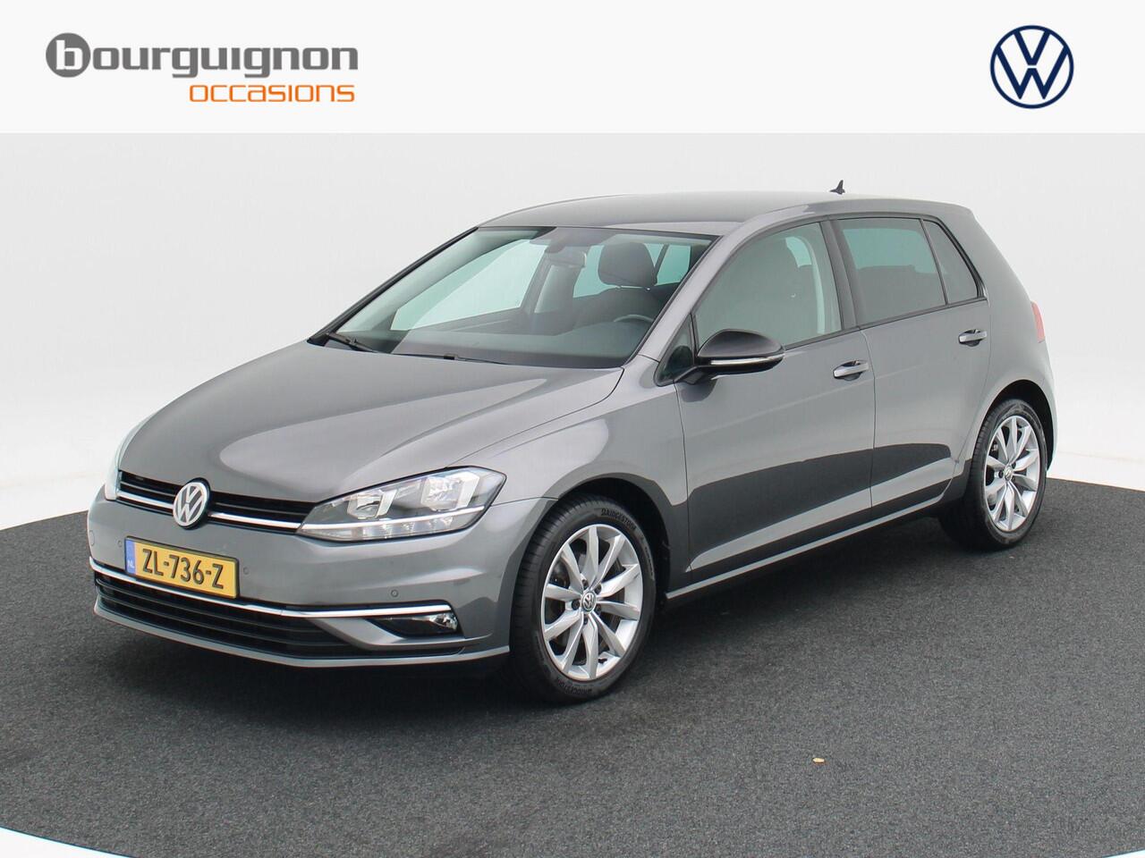 Volkswagen GOLF 1.6 TDi Highline 115 Pk Automaat | Adaptive Cruise | Digitaal Dashboard | CarPlay | Navigatiesysteem | Trekhaak | Parkeersensoren |16 Inch