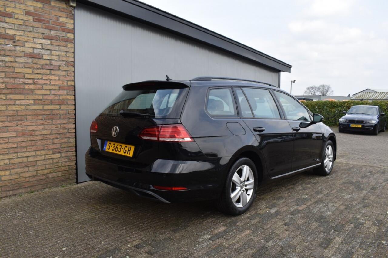 Volkswagen GOLF 1.0 TSI Comfortline, Navi, PDC, AUT