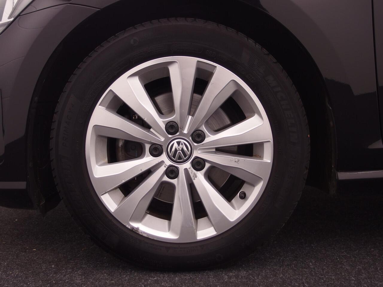 Volkswagen GOLF Variant 1.5 TSI Comfortline Business TREKHAAK / NAVI / CLIMA / PDC / CARPLAY / DAB+ / ACC / NL-AUTO