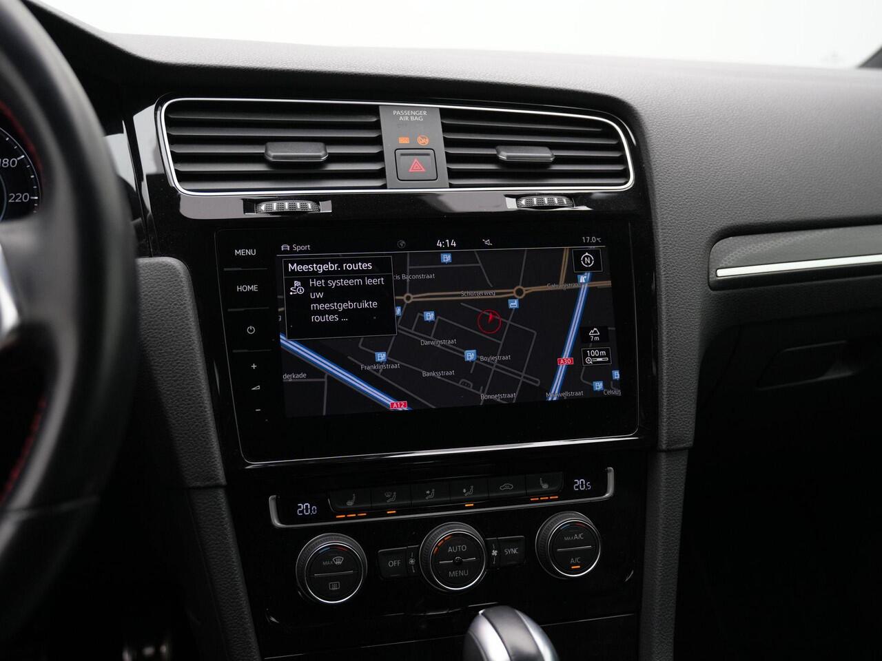 Volkswagen GOLF 2.0 TSI 245 pk DSG GTI Performance - Origineel NL | Trekhaak | Dynaudio | Adaptief sportonderstel | Navigatie Discover Pro | Achteruitrijcamera