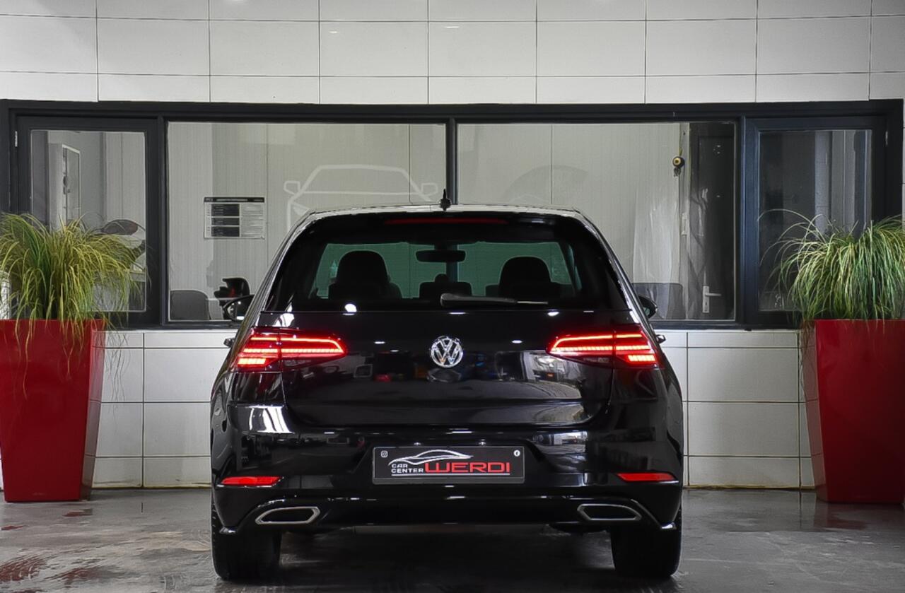 Volkswagen GOLF 1.0 TSI R-LINE | LED-MATRIX | FACELIFT | CARPLAY |