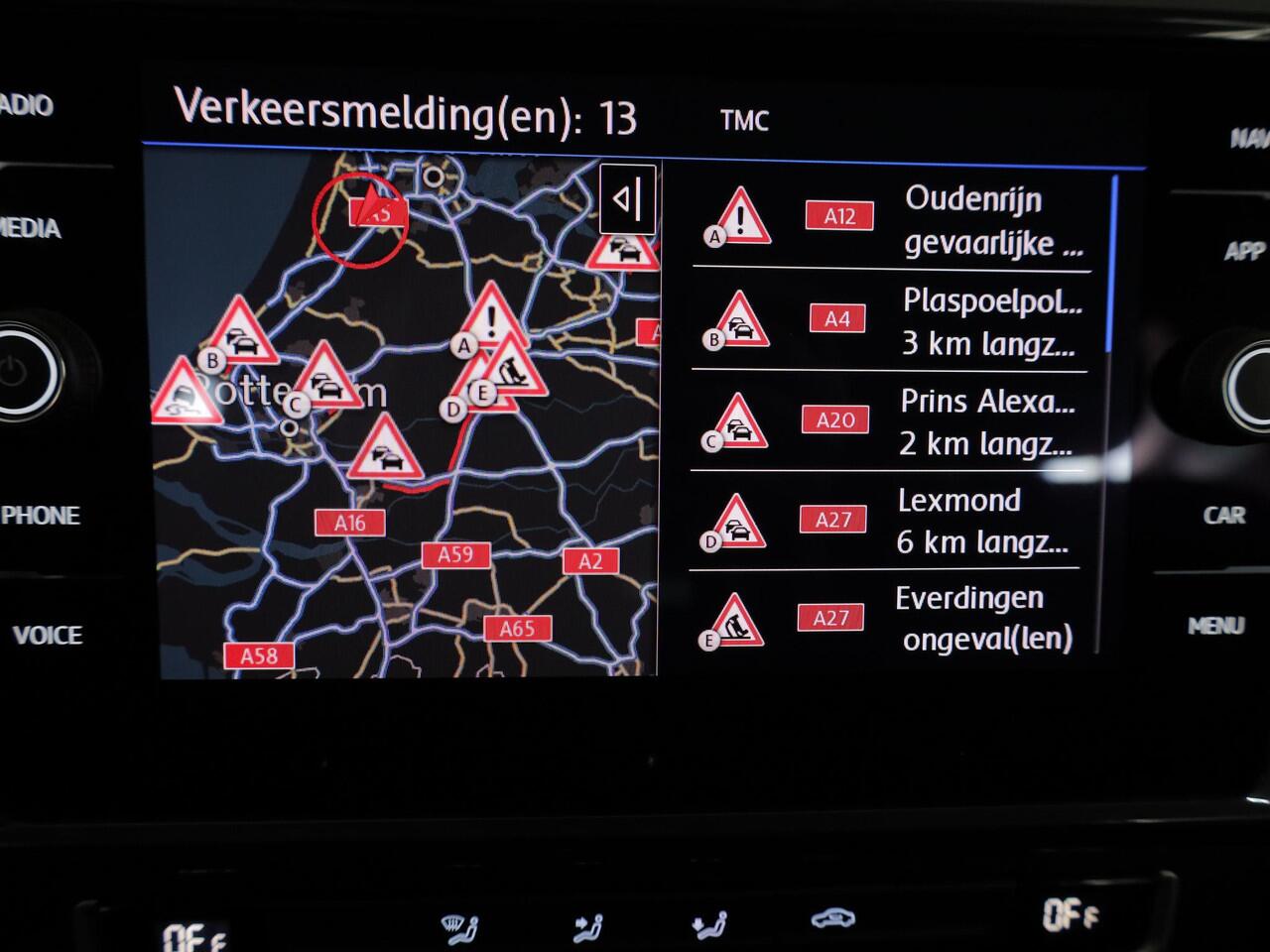 Volkswagen GOLF 1.0 TSI Comfortline 115 pk | Navigatie | Parkeersensoren | Adaptieve cruise control | Apple Carplay/Android Auto |