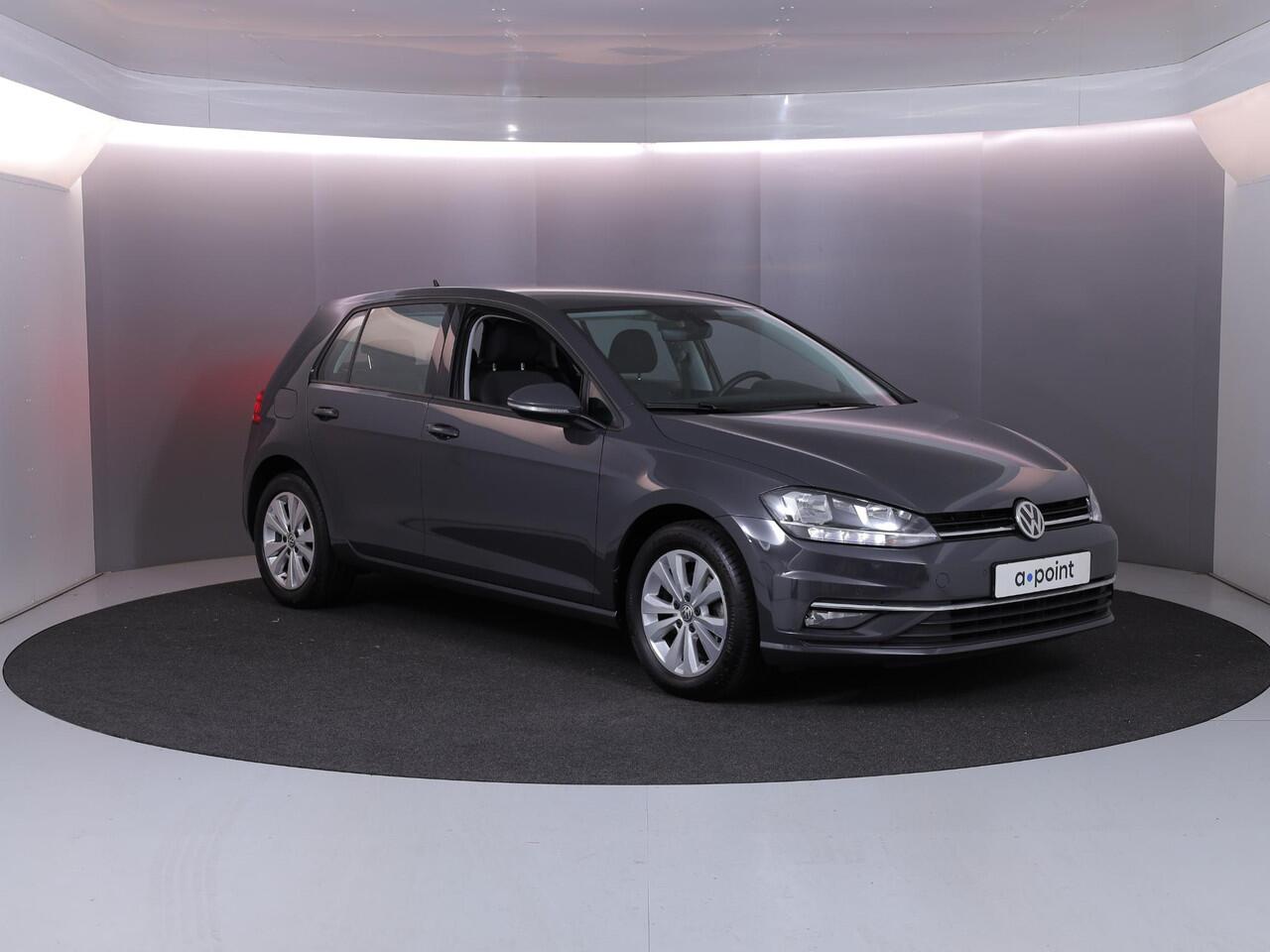 Volkswagen GOLF 1.0 TSI Comfortline 115 pk | Navigatie | Parkeersensoren | Adaptieve cruise control | Apple Carplay/Android Auto |