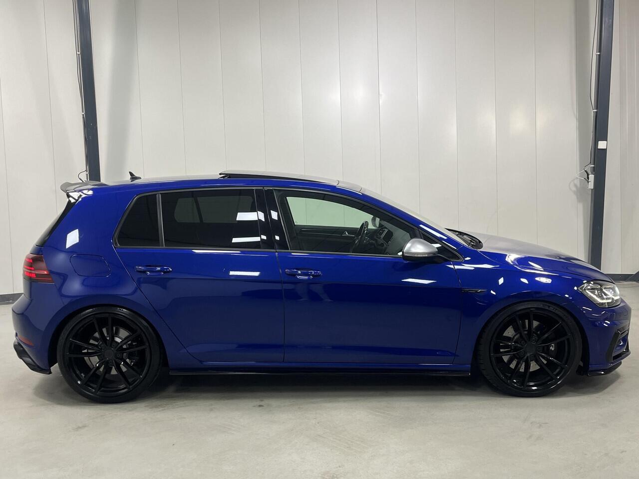 Volkswagen GOLF *4Motion R*DYNAUDIO*440PK*AKRA*PANO*MAXTON*ACC*CAM