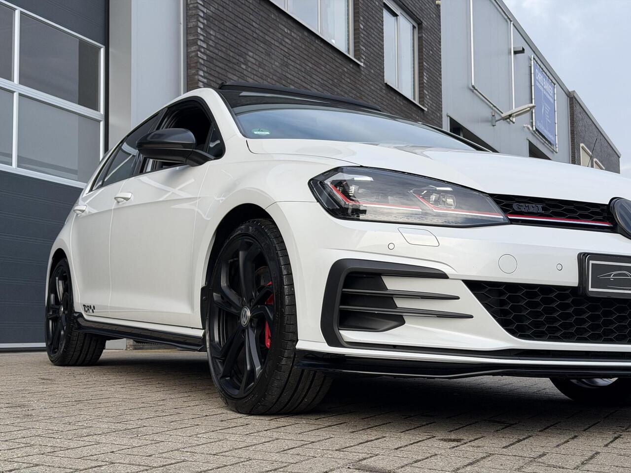 Volkswagen GOLF 2.0 TSI GTI TCR | STAGE 2 | R600 | Schuif-kanteldak | DYNAUDIO | Camera | CarPlay | Keyless | Dodehoek