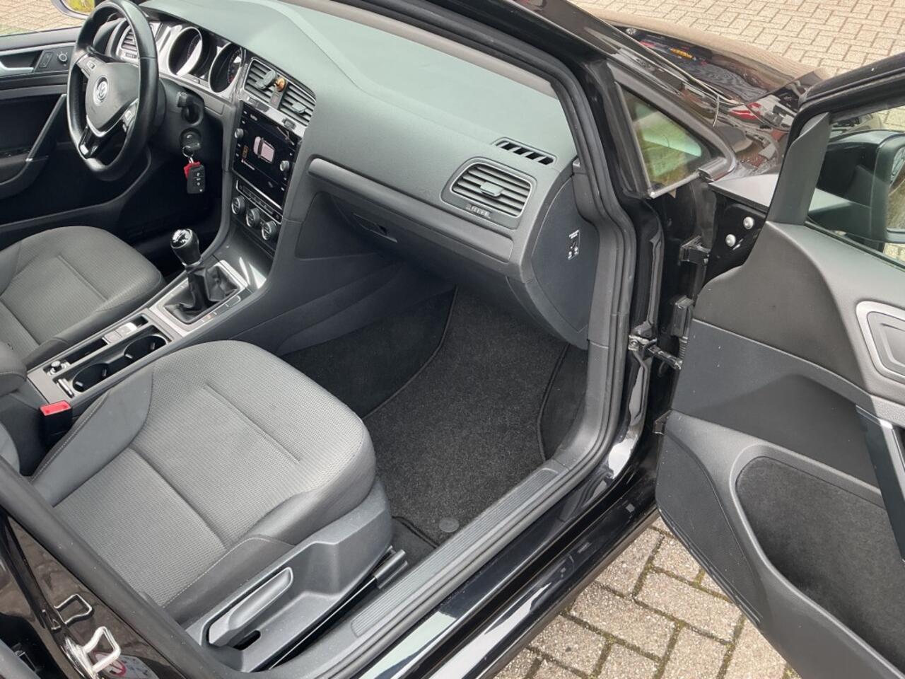 Volkswagen GOLF 1.0 TSI COMFORTLINE