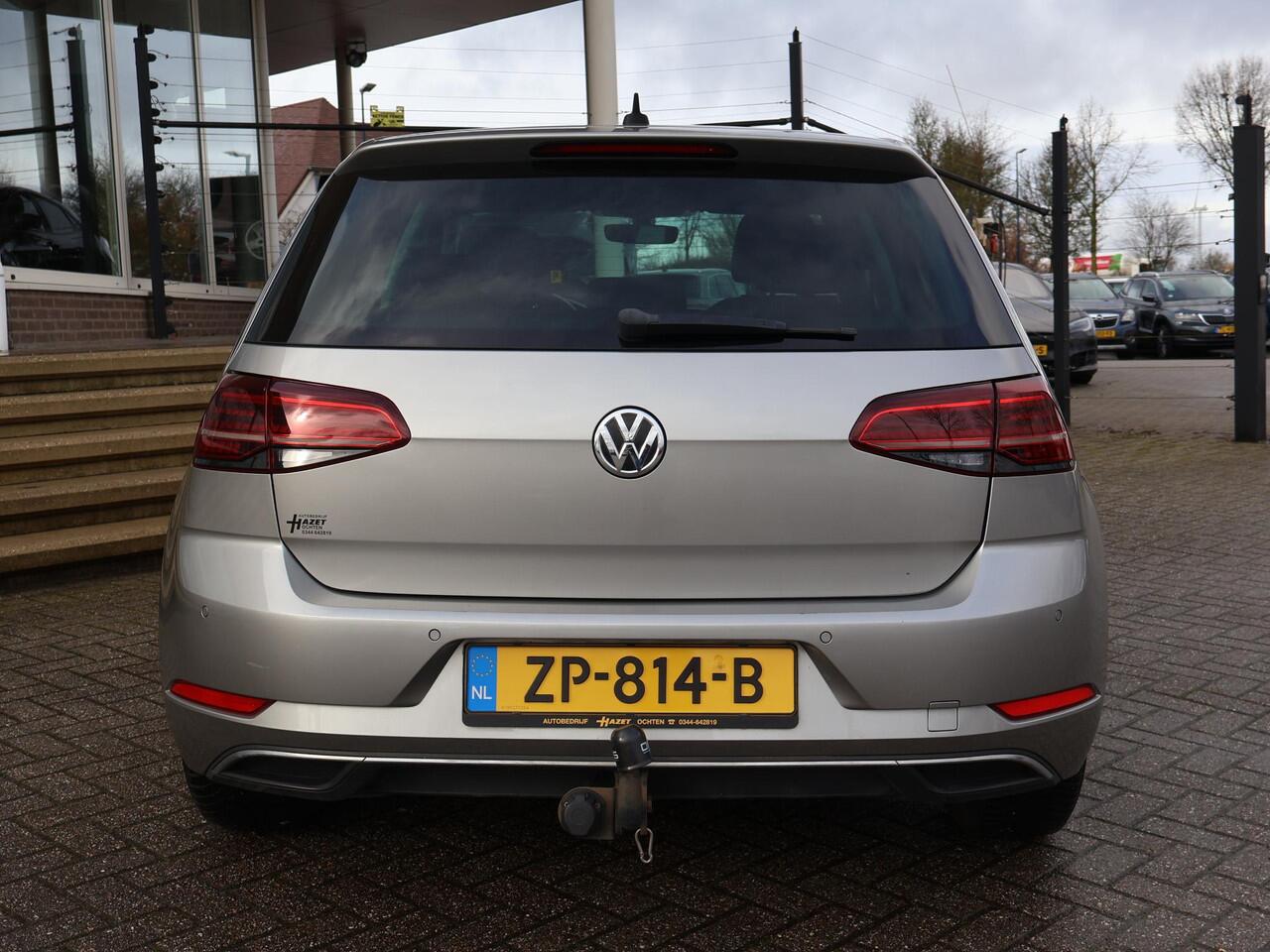 Volkswagen GOLF 1.6 TDI 116 PK AUT. *1e EIGENAAR / BTW* + MASSAGE | CARPLAY | ADAPTIVE CRUISE | TREKHAAK | STOELVERW. | DAB