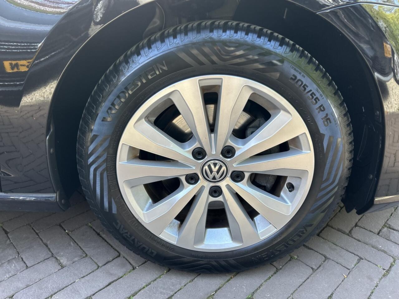 Volkswagen GOLF Variant 1.5 TSI 130pk Bns Navi, CarPlay, Trekhaak, Stoelverwarming