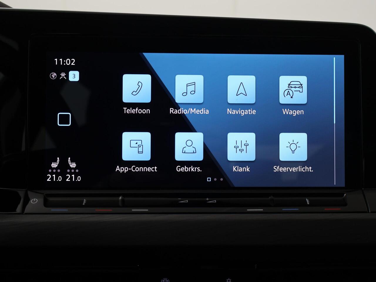 Volkswagen GOLF 1.5 eTSI | 150 PK | Automaat | Multifunctioneel stuurwiel | Cruisecontrol | Stoelverwarming |