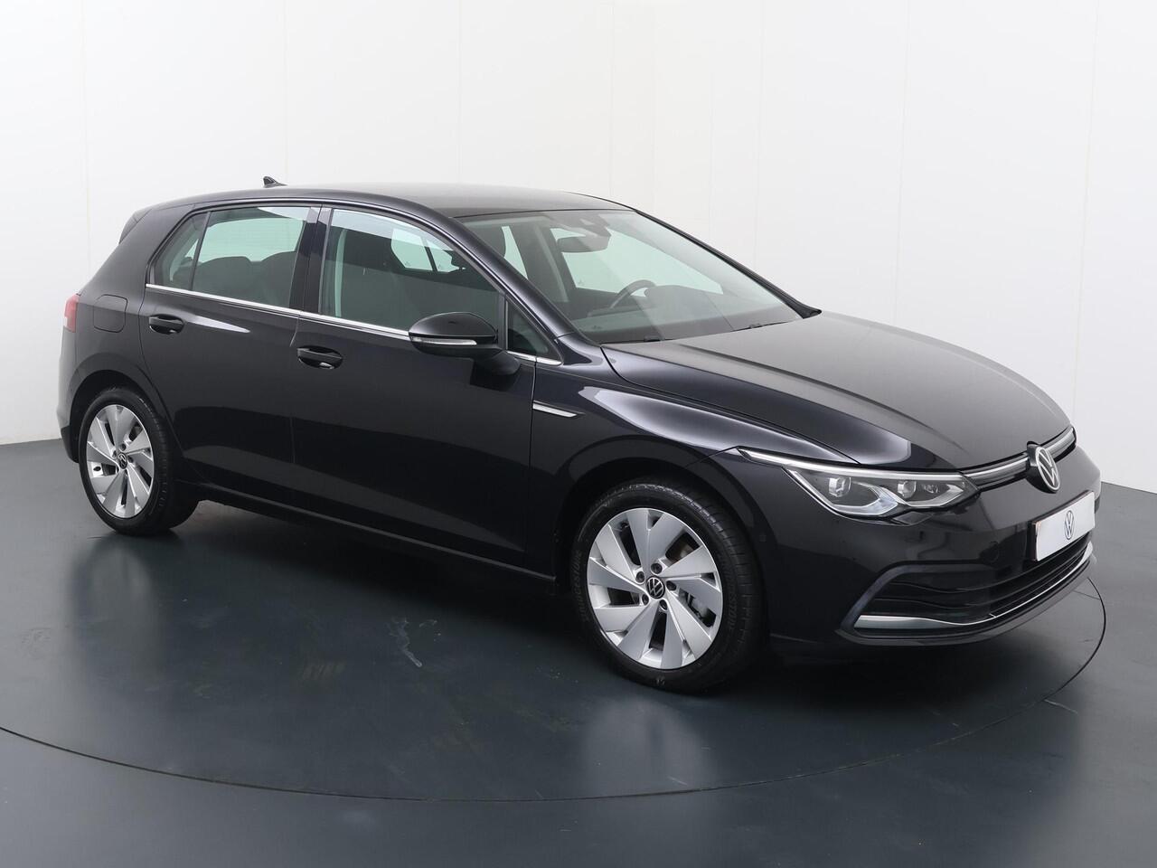 Volkswagen GOLF 1.5 eTSI | 150 PK | Automaat | Multifunctioneel stuurwiel | Cruisecontrol | Stoelverwarming |