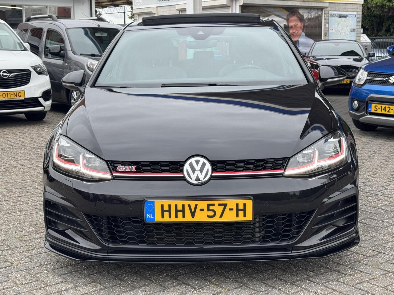 Volkswagen GOLF 2.0 TSI GTI TCR AKRA | PANO | NAVI | VIRTUAL | DYNAUDIO | BOVAG !