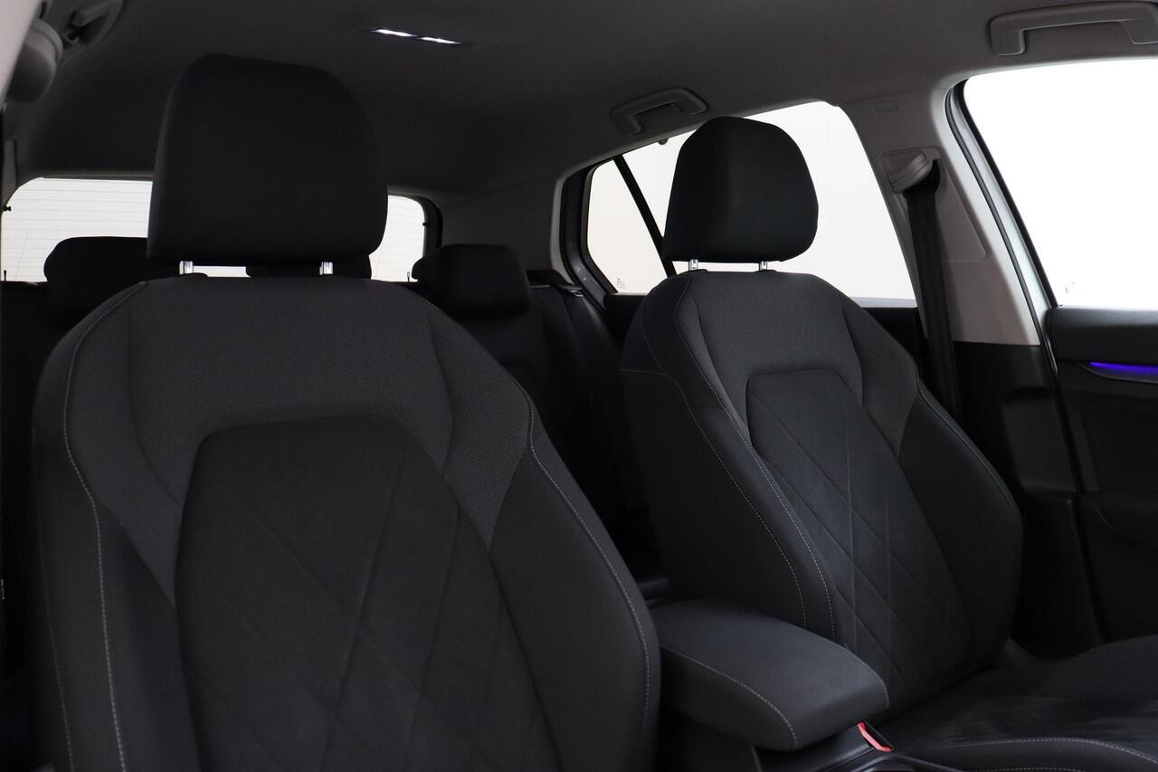 Volkswagen GOLF 1.4 eHybrid STYLE -ergoActive|CAMERA|WINTER|ADAP.CRUISE|DISCOVER-MEDIA|PRIVACY.GLAS