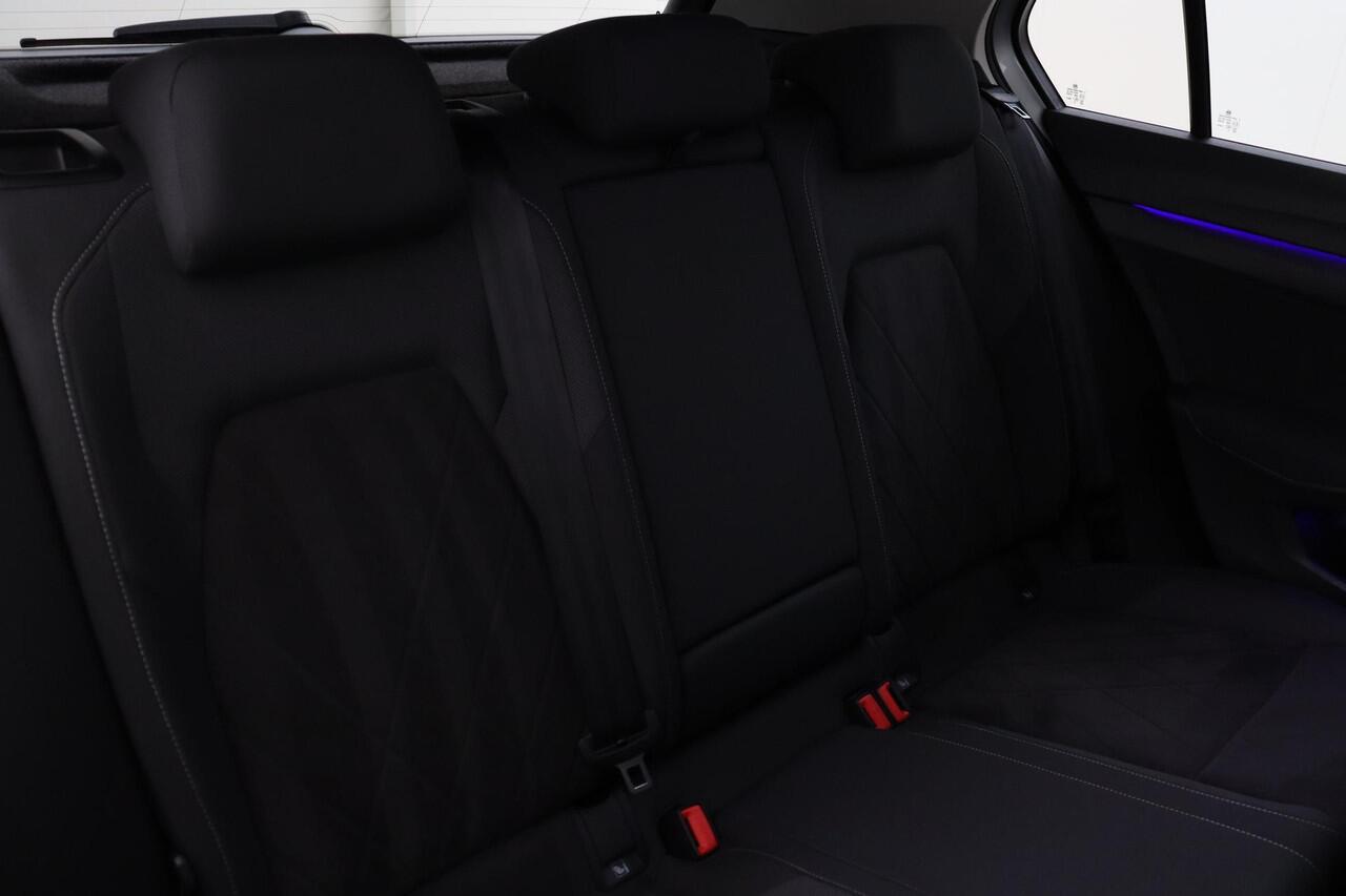 Volkswagen GOLF 1.4 eHybrid STYLE -ergoActive|CAMERA|WINTER|ADAP.CRUISE|DISCOVER-MEDIA|PRIVACY.GLAS