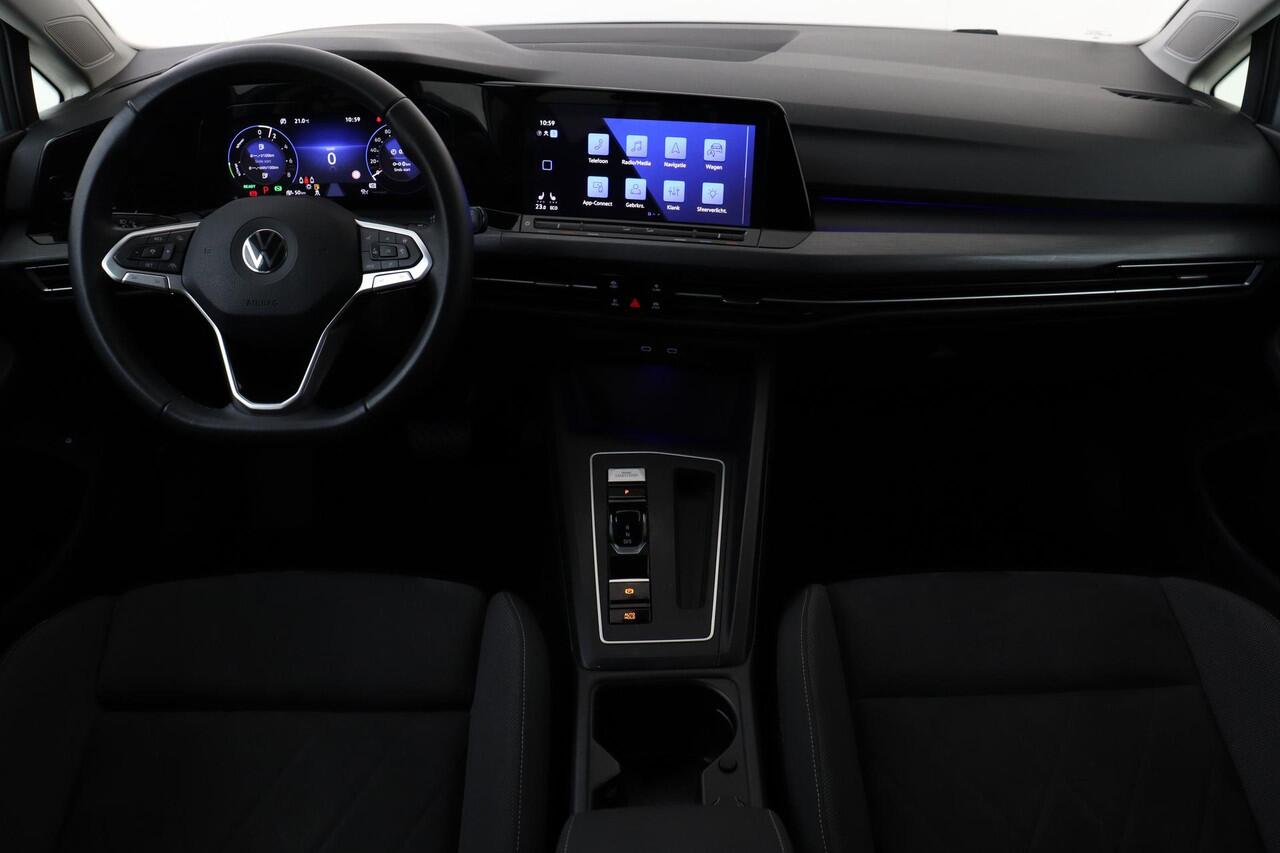 Volkswagen GOLF 1.4 eHybrid STYLE -ergoActive|CAMERA|WINTER|ADAP.CRUISE|DISCOVER-MEDIA|PRIVACY.GLAS